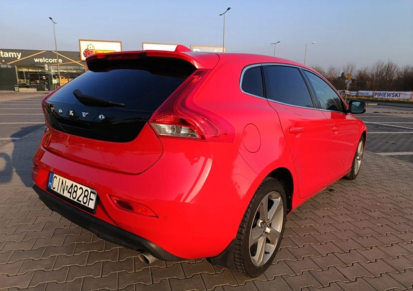 Volvo V40 cena 44500 przebieg: 116000, rok produkcji 2014 z Inowrocław małe 67